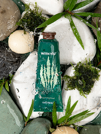 کرم صورت جلبک دریایی